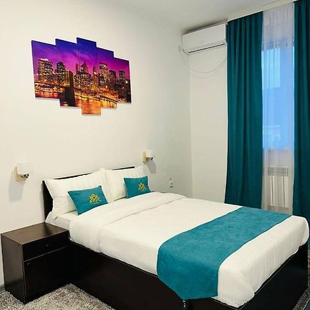 Atyraū Apec Hotel מראה חיצוני תמונה