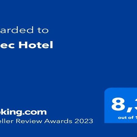 Atyraū Apec Hotel מראה חיצוני תמונה