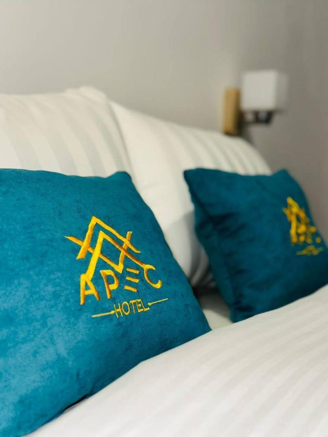 Atyraū Apec Hotel מראה חיצוני תמונה