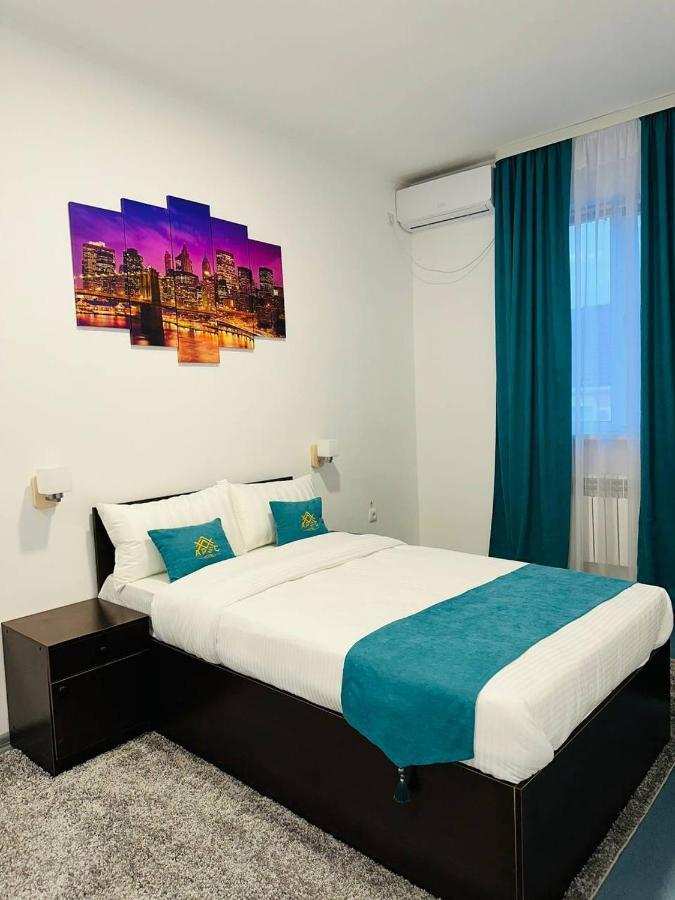Atyraū Apec Hotel מראה חיצוני תמונה