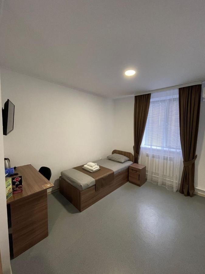 Atyraū Apec Hotel מראה חיצוני תמונה