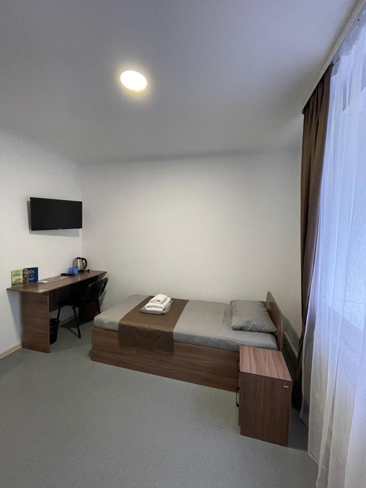 Atyraū Apec Hotel מראה חיצוני תמונה
